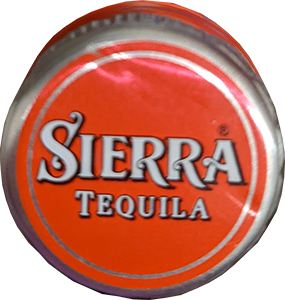 Текила Sierra Silver в бутылке 0,7 литра крышка
